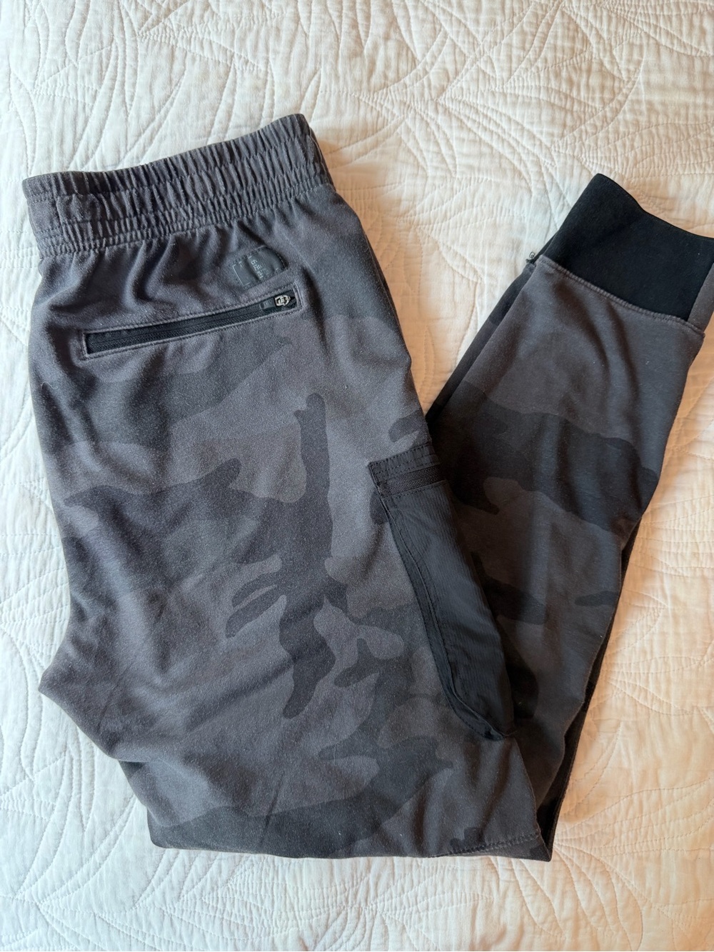 Abercrombie & Fitch Black & Charcoal Camo Jogger Pants